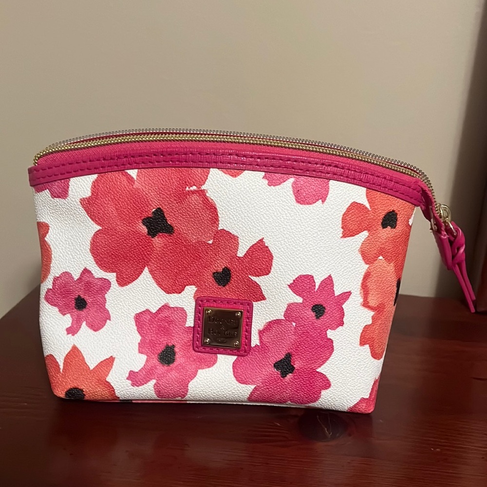 NEW🌺✅ D&B Flower Bloom Cosmetic Bag